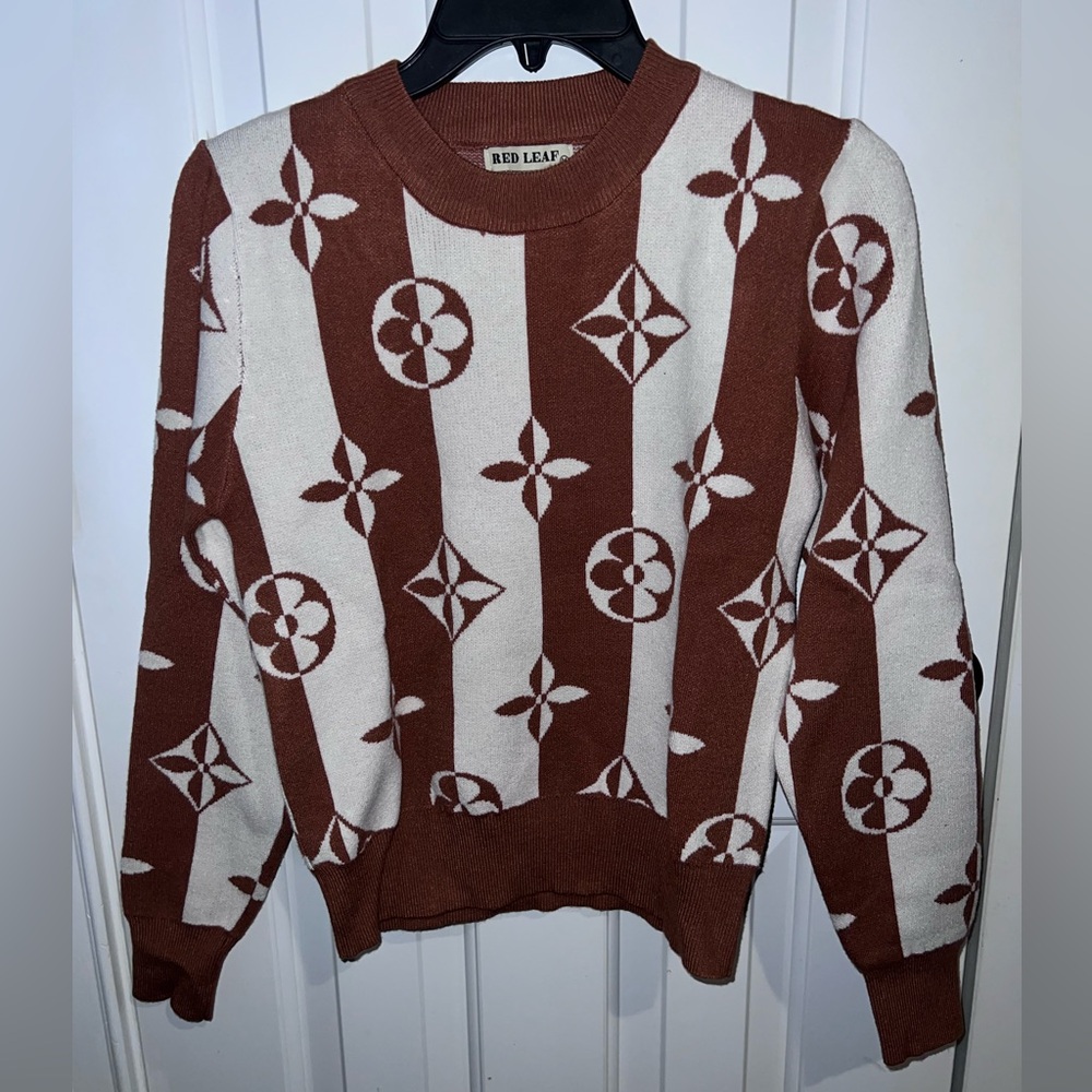 EUC Red Leaf Boutique sweater with Brown and White design